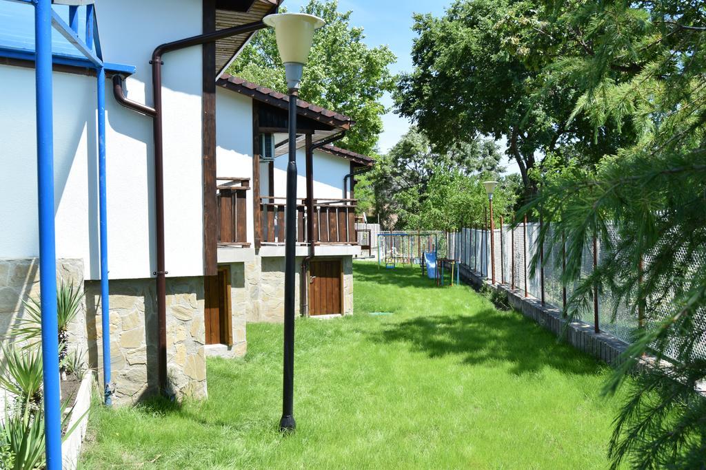 Готель Complex Fichoza Варна Екстер'єр фото