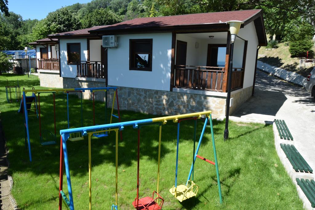 Готель Complex Fichoza Варна Екстер'єр фото